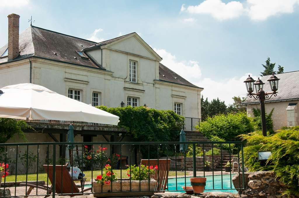 Отель Domaine De La Courbe Le Lude Экстерьер фото