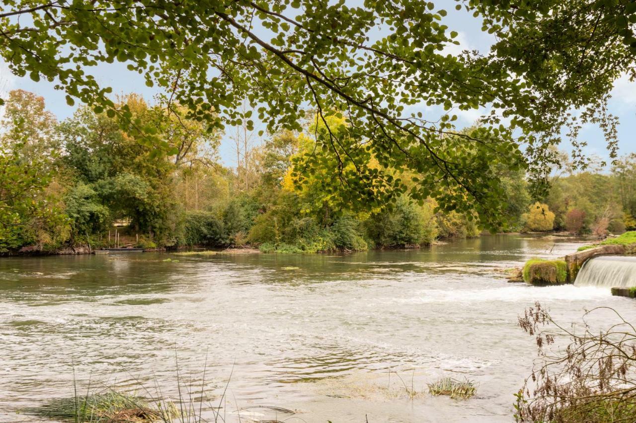 Отель Domaine De La Courbe Le Lude Экстерьер фото