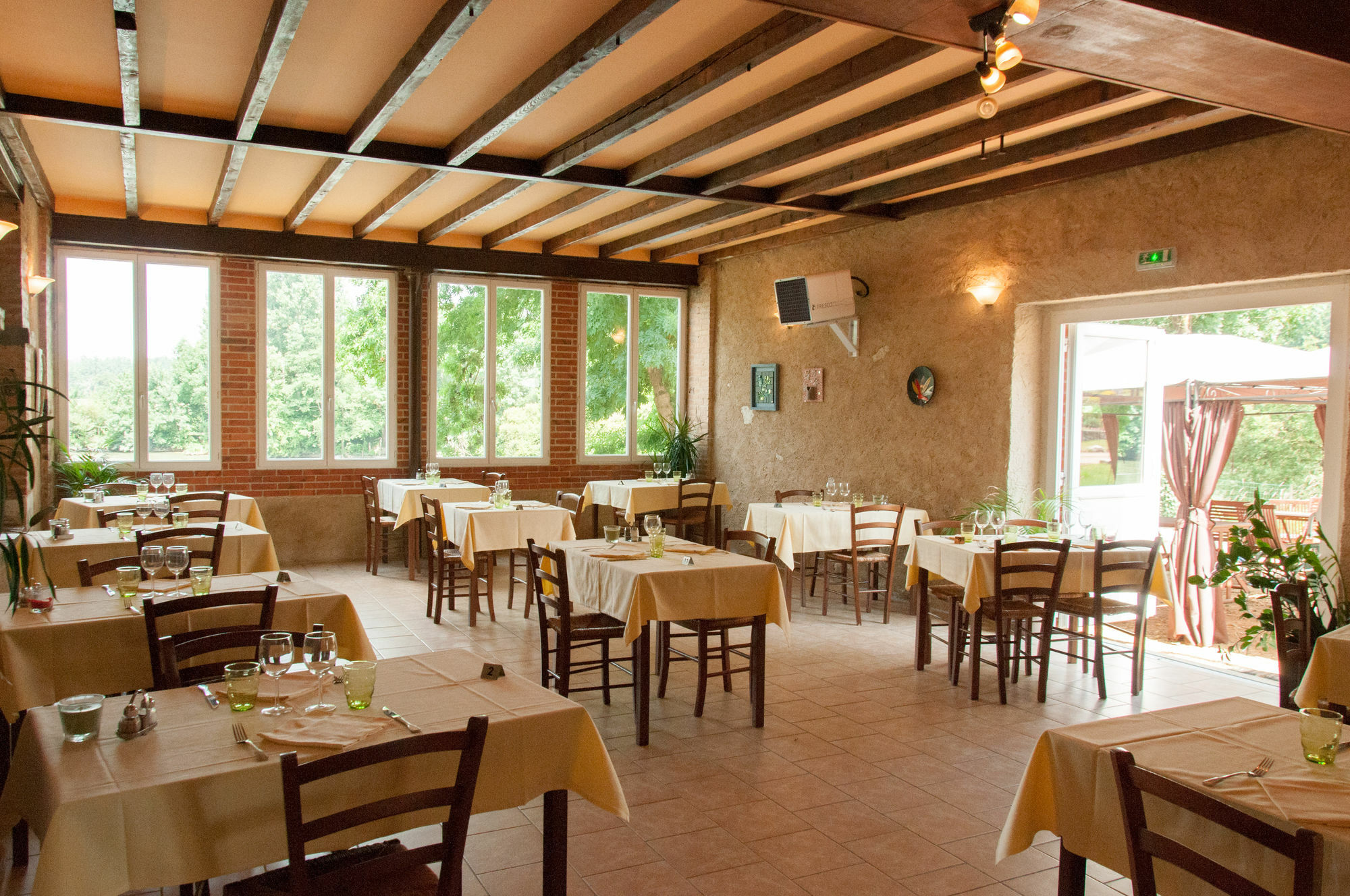 Отель Domaine De La Courbe Le Lude Экстерьер фото
