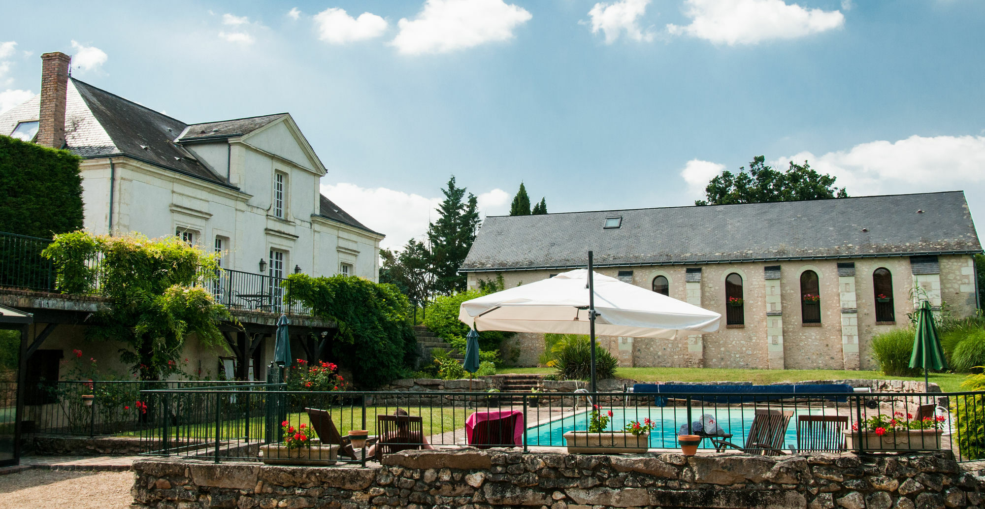 Отель Domaine De La Courbe Le Lude Экстерьер фото